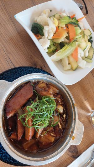 Vegan fish hotpot at Vevi in Vienna