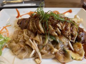 Reisnudeln mit Seitan   at Vevi in Vienna