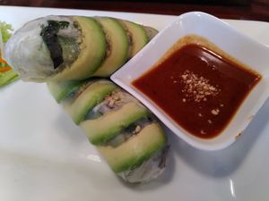 Avocado Summer rolls at Vevi in Vienna