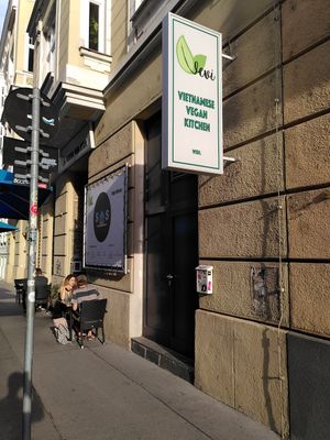 Front at Vevi in Vienna