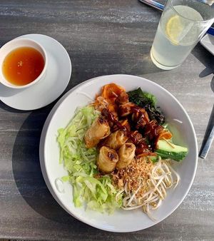 Noodle bowl at Vevi in Vienna