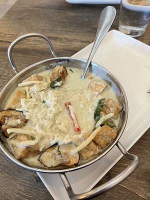 White or brown rice  at Ocha Thai Kitchen and Cafe in Centreville