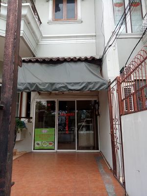 The entrance at Alok Vegetarian in Jakarta