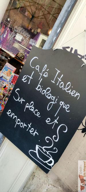 Italian Coffee at Amendūla Café in Paris