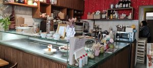 Bar at Amendūla Café in Paris