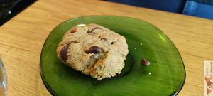 Cookie at Amendūla Café in Paris