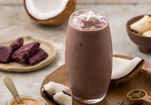 Flex Appeal Smoothie at Claire's Wholesome Kitchen in Springfield Central