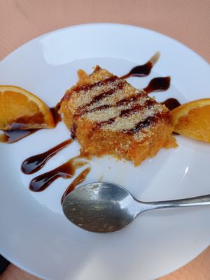 Pastel de zanahoria at Sabores del Mundo  in Barcelona
