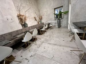 inside — posh at Chimneys in Berlin