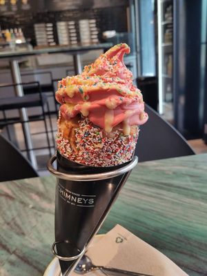 Sweet princess at Chimneys in Berlin