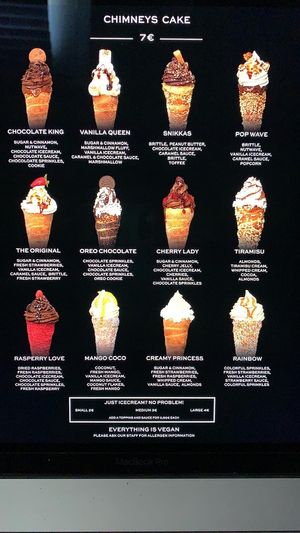 Menu chimney cakes with fillings  at Chimneys in Berlin