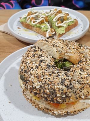 BBQ Bagel & Avocado Toast at NEØ Coffee House in Barcelona
