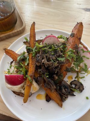 Tostada with white beans cream and veggies  at NEØ Coffee House in Barcelona