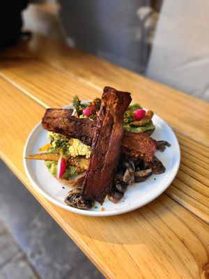  at NEØ Coffee House in Barcelona