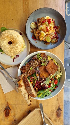  at NEØ Coffee House in Barcelona