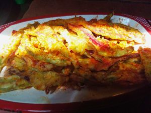 Vegan green bean and pepper Lizards at La Rosina Ecovillage in Las Huertas De Cansa