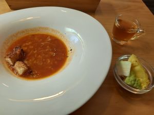 濃湯＋醋飲＋水果 at LN Fortunate Coffee 幸福咖啡 - Heping in Taipei