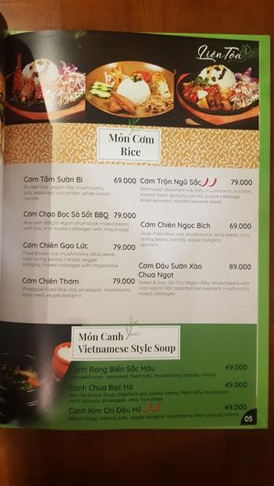 Menu 7/11 at Lien Toa in Ho Chi Minh City