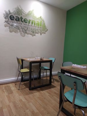 Intérieur. at eaternal in Perpignan