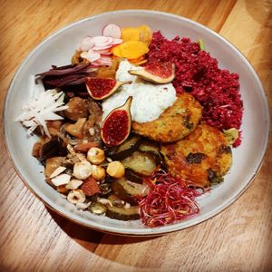 Karo's Bowl at eaternal in Perpignan