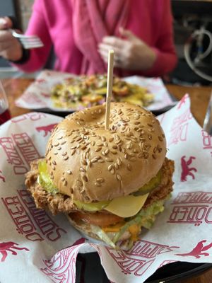 Classique burger 👏🏻  at Döner Summer in Leeds