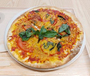 Pizza Margarita 瑪格麗特薄餅 (Vego Coffee will be closed permanently. Last day: July 23, 2023.) at Vego Coffee 齋啡 in Kowloon