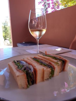 Sandwich Cogumelos Portobello - muito boa! at Nazari in Budens