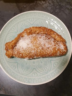 Empanada, apple-cinnamon at Azeitona - Beckstrasse in Hamburg