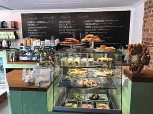 Menu at Schimmerlos Deli in Wuppertal