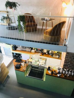 Interior at Schimmerlos Deli in Wuppertal