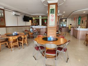 Tables at Che Hwa in Jakarta