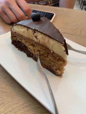 Donauwelle  at Veganaa in Berlin