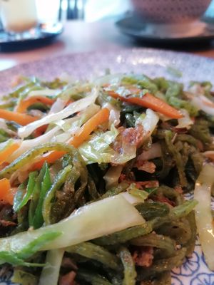 Homemade spinach noodles at Veganaa in Berlin