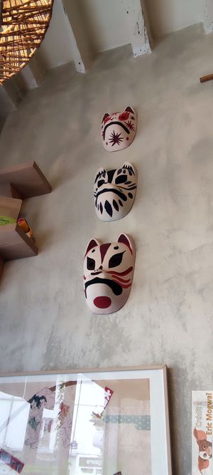 Japanese mask at Mori Cafe in Paris