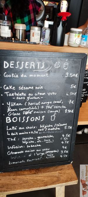 Drinks at Mori Cafe in Paris