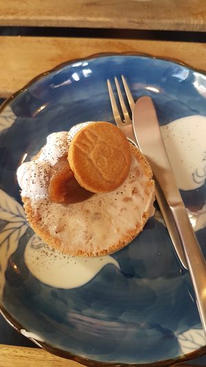 Tartelette marrons at Mori Cafe in Paris