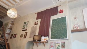 Decoration at Mori Cafe in Paris