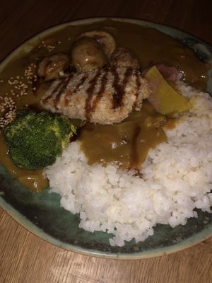 Vegan curry supplément tofu 🍛  at Mori Cafe in Paris