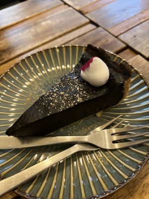 Sesame flan  at Mori Cafe in Paris