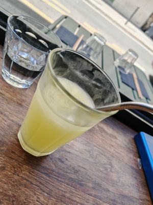 homemade lemonade at Mori Cafe in Paris