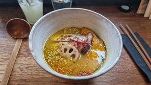 Plat du moment : Kabocha ramen at Mori Cafe in Paris