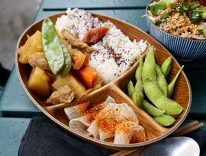 Winter bento (nikujaga) at Mori Cafe in Paris
