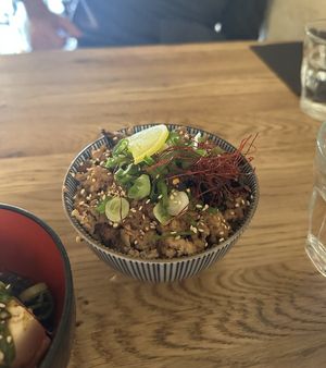 Mini Donburi at Mori Cafe in Paris