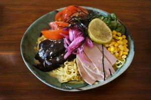 Hiyashi chuka at Mori Cafe in Paris