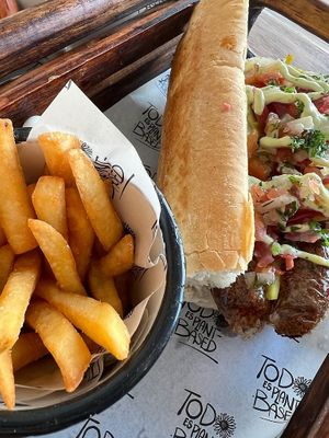 PlantiPapi con papas bravas at Planticeria in Panama City