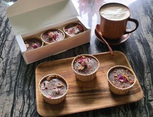 Vegan Cupcakes from ROA at Roa The Midnight Cake in West Singapore