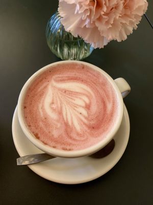 Beetroot latte 💕 at À la Lo in Stockholm