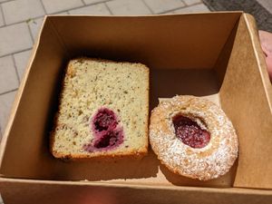 Lemon poppyseed cake and sable with fruit filling at À la Lo in Stockholm