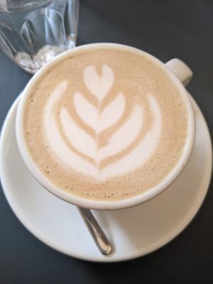 Créme (Cappuccino) (40 SEK) - 4.5/5 at À la Lo in Stockholm