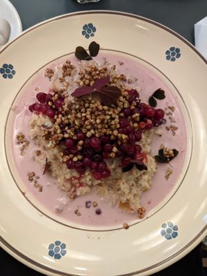 Rosa Gröt - 4/5 at À la Lo in Stockholm